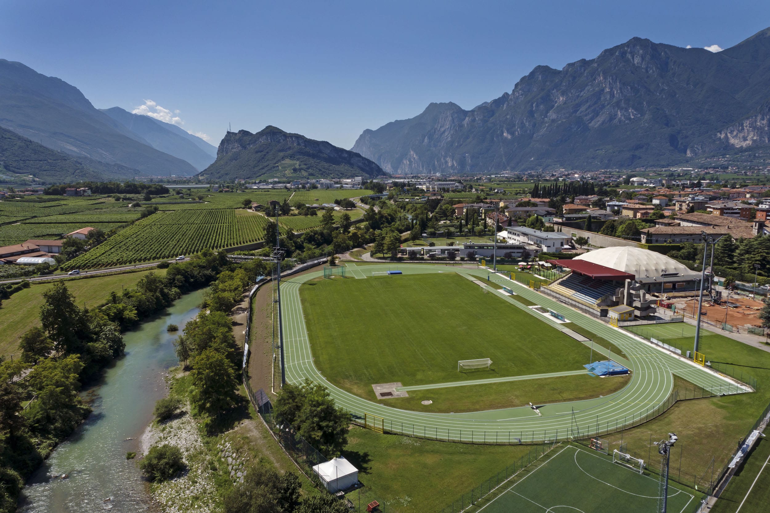 Centro Sportivo Via Pomerio, Arco di Trento, Italy, Re-topping, Rekortan M